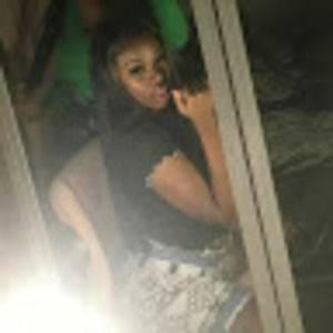 Meet your Posher, Rayonnaa